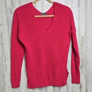 VINCE 100% Cashmere Sweater Size S Pink Ribbed V-neck